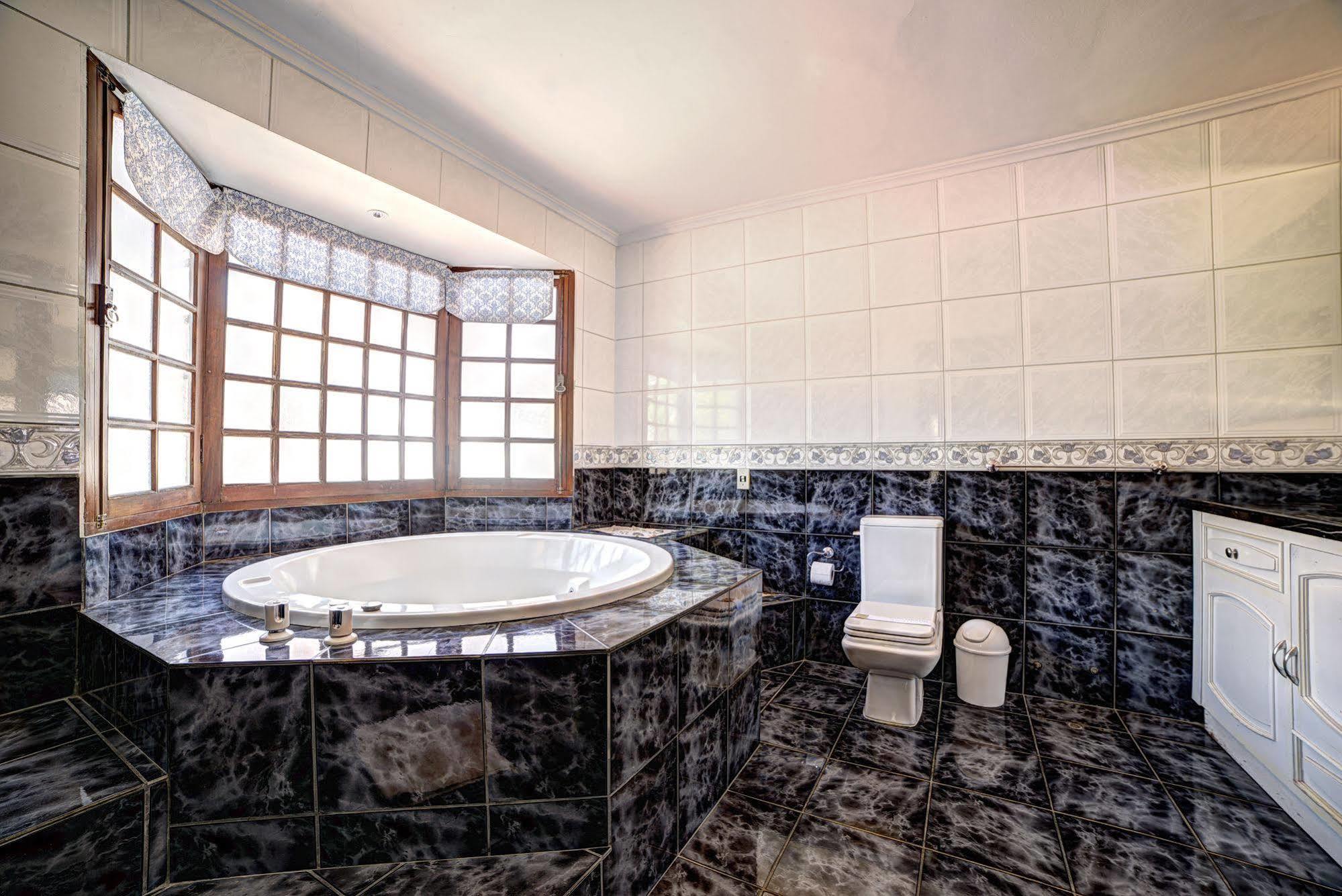 La Tua Casa Hotel Boutique โกชาบัมบา ภายนอก รูปภาพ